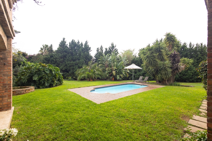 5 Bedroom Property for Sale in Vierlanden Western Cape